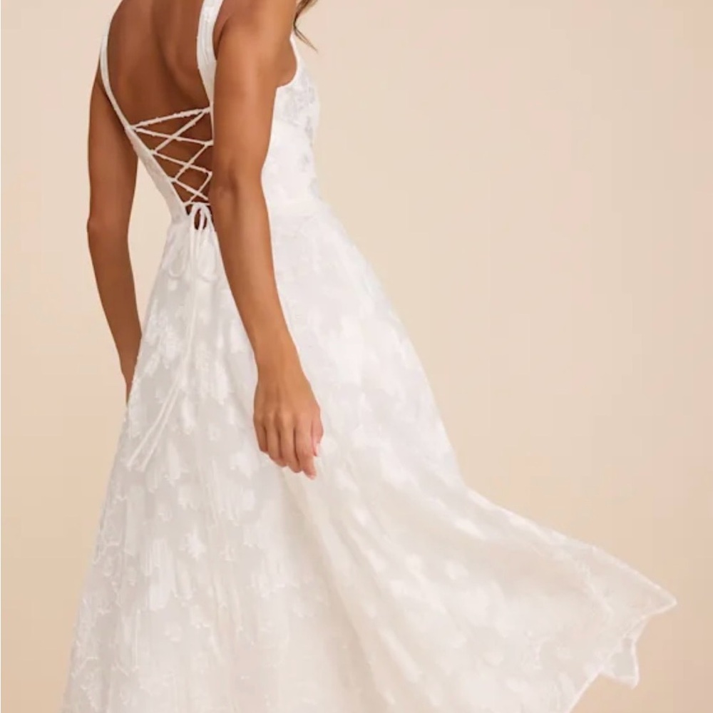 Lulu's White Floral Midi Dress - Picture 2 of 5